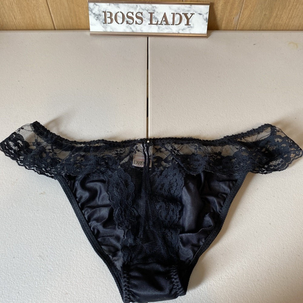 Vintage DuLoren International Black 100% Nylon Lace Intimates Size 7 438.005